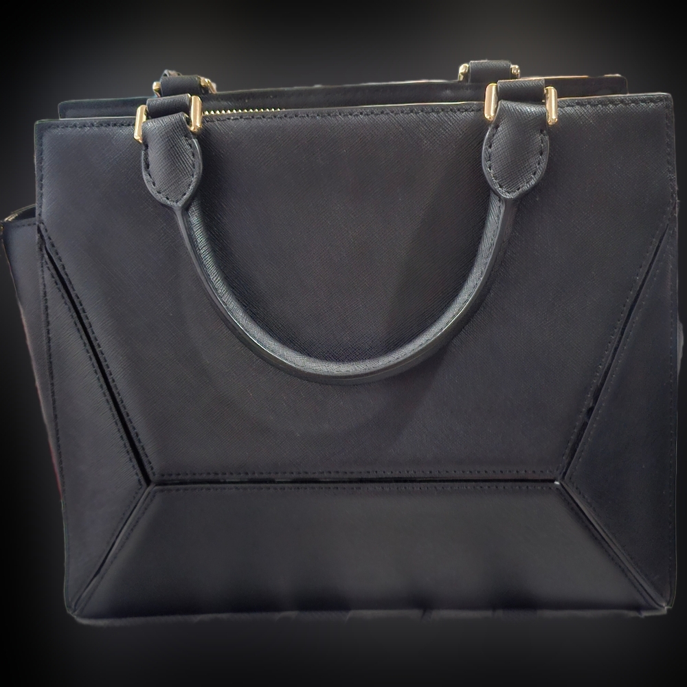 MK purse - Picture 3 of 3